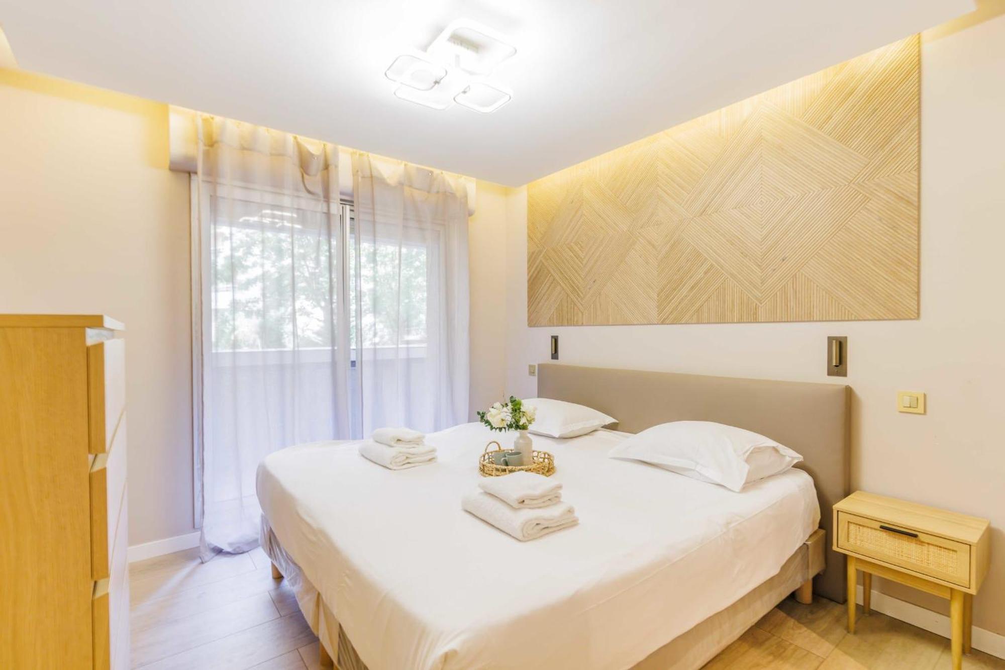 Authentic - 3br-8p - La Appartement
